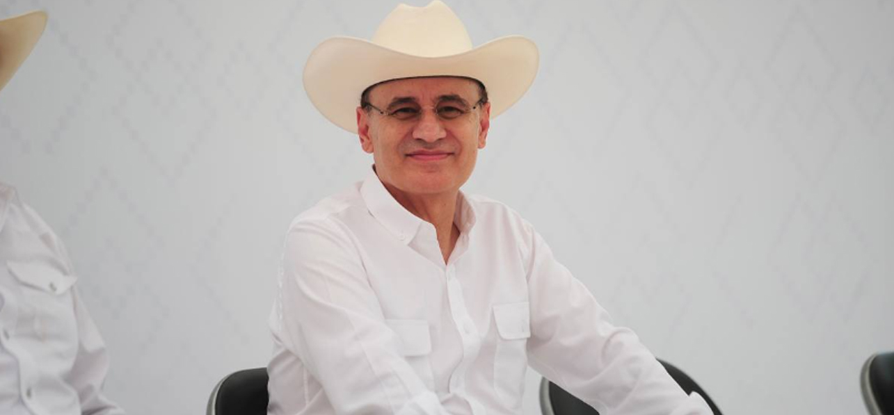 Debemos trabajar juntos, sociedad y gobierno, para erradicar la violencia contra la mujer: gobernador Alfonso Durazo