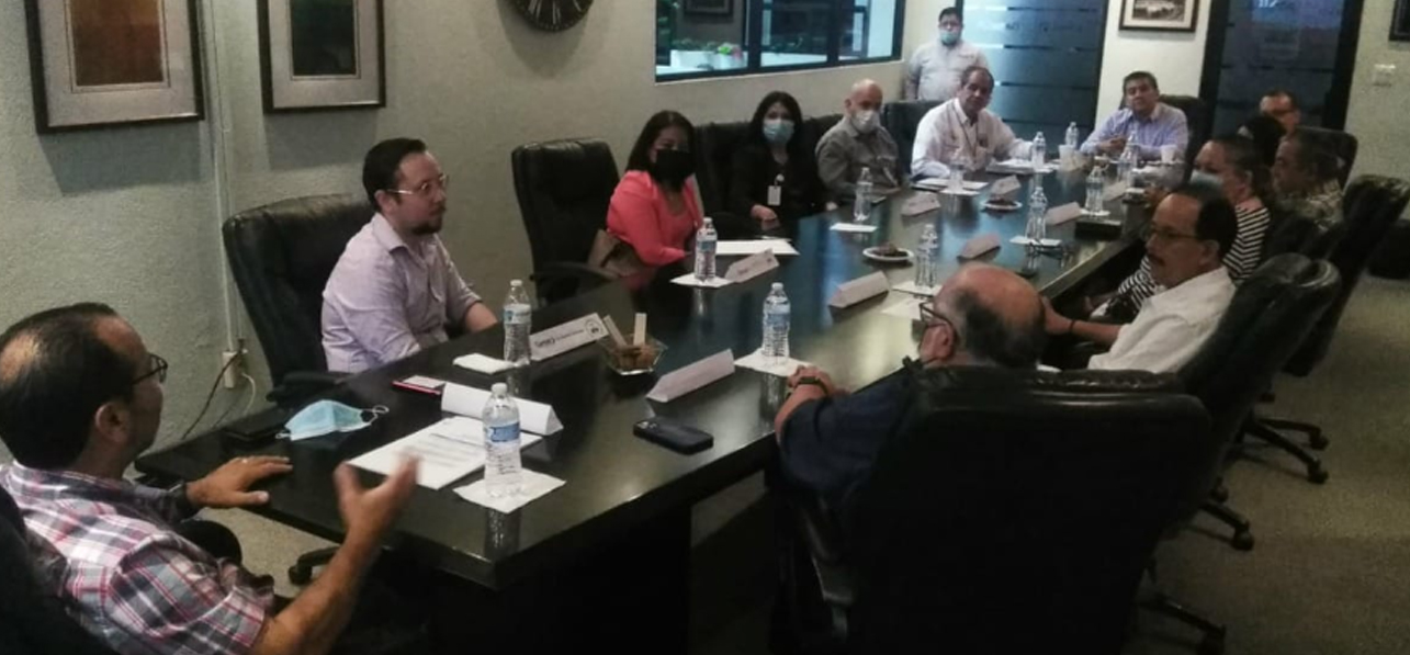 Renuevan convenio de colaboración UTNogales y Grupo Aduanal Gamas.