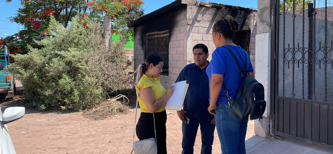 Entrega DIF Guaymas apoyo a familia; proporcionan alimento y trámite de documentos