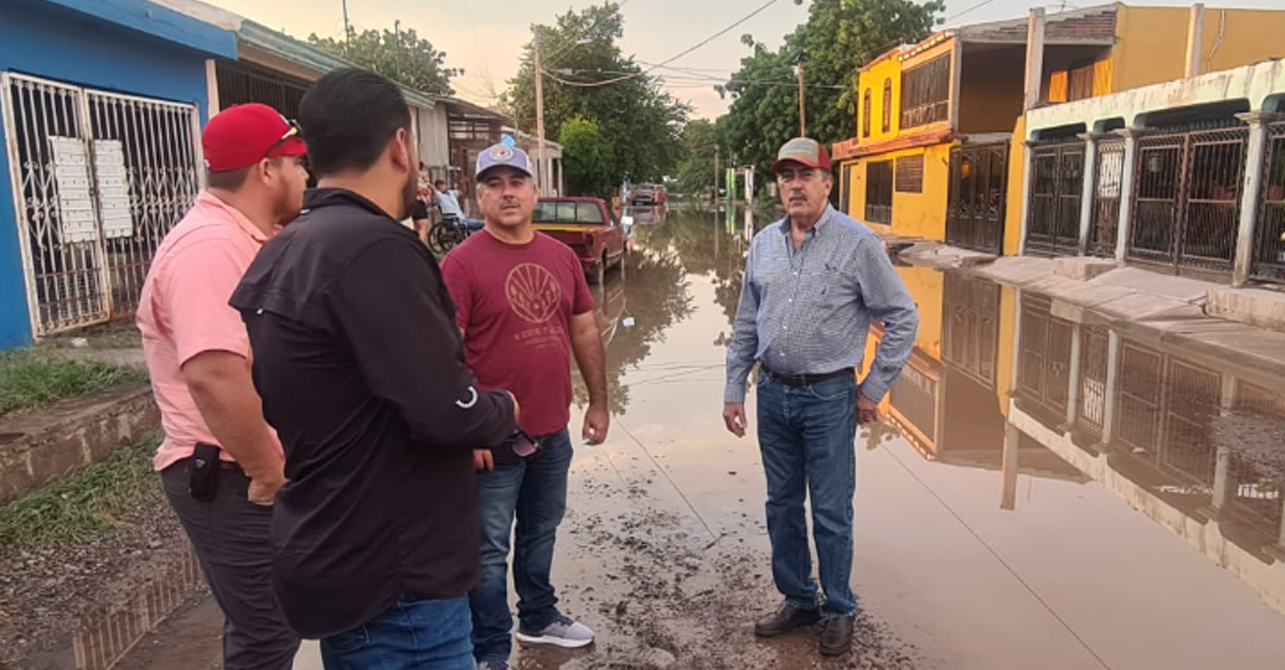 ACUDE JAVIER LAMARQUE AL LLAMADO DE CIUDADANOS EN LA COLONIA VALLE VERDE