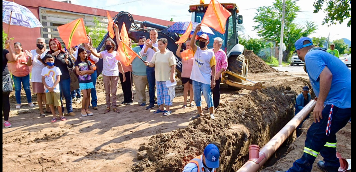 Inicia Toño Astiazarán pavimentación con concreto hidráulico de la avenida Pueblo de Álamos