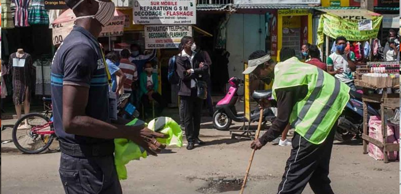 Policía de Madagascar dispara contra manifestantes por secuestro de un niño; 14 muertos