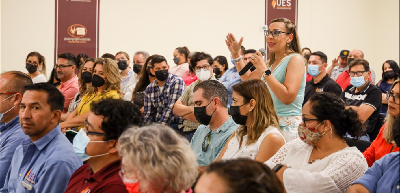 Presentan propuesta de Ley Orgánica a la comunidad universitaria de la UES