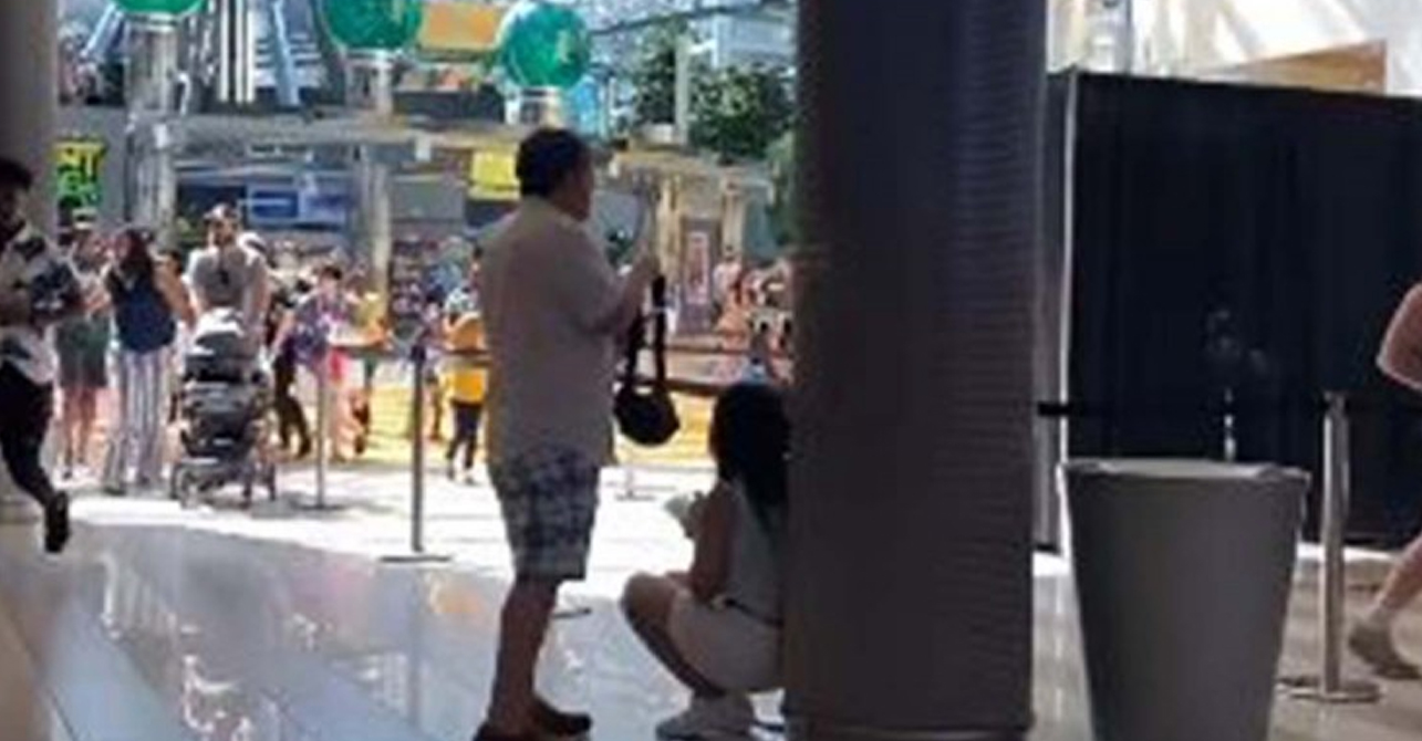 Se registra tiroteo en centro comercial de Minnesota; clientes corren aterrados