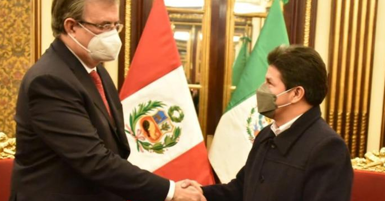 Ebrard se reúne con Pedro Castillo, presidente de Perú; busca fortalecer comercio bilateral