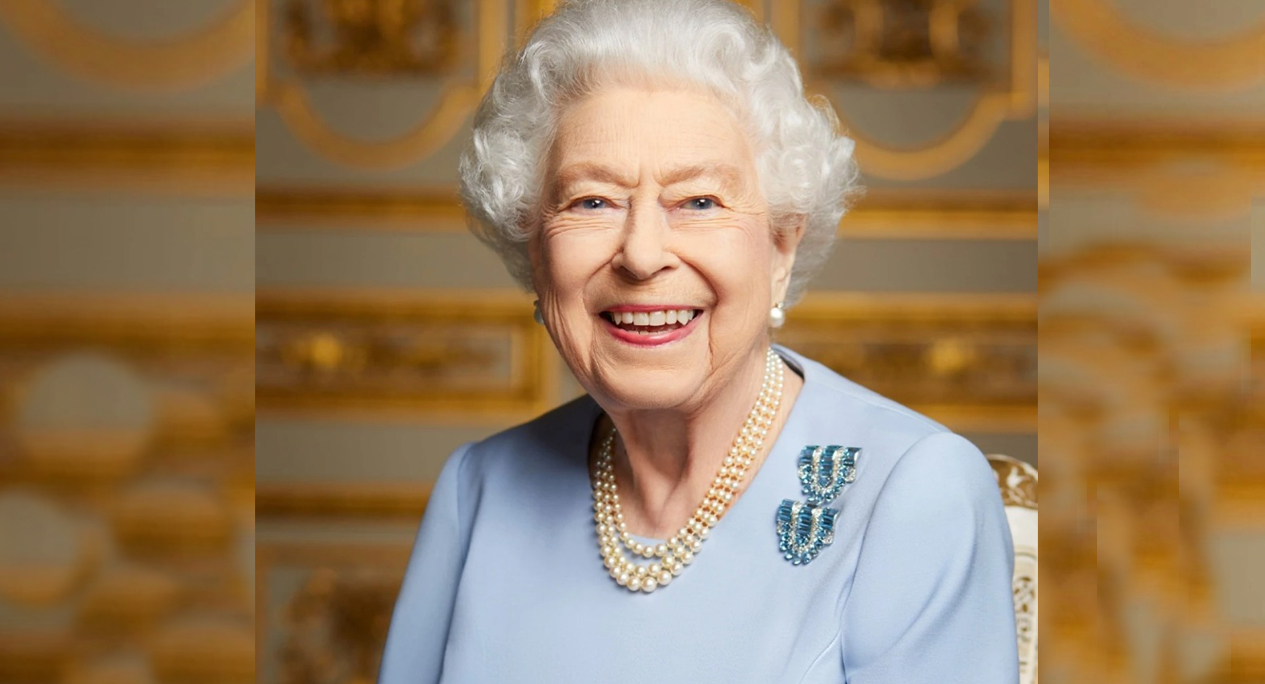Antes del funeral de Estado, revelan una foto inédita de la reina sonriente
