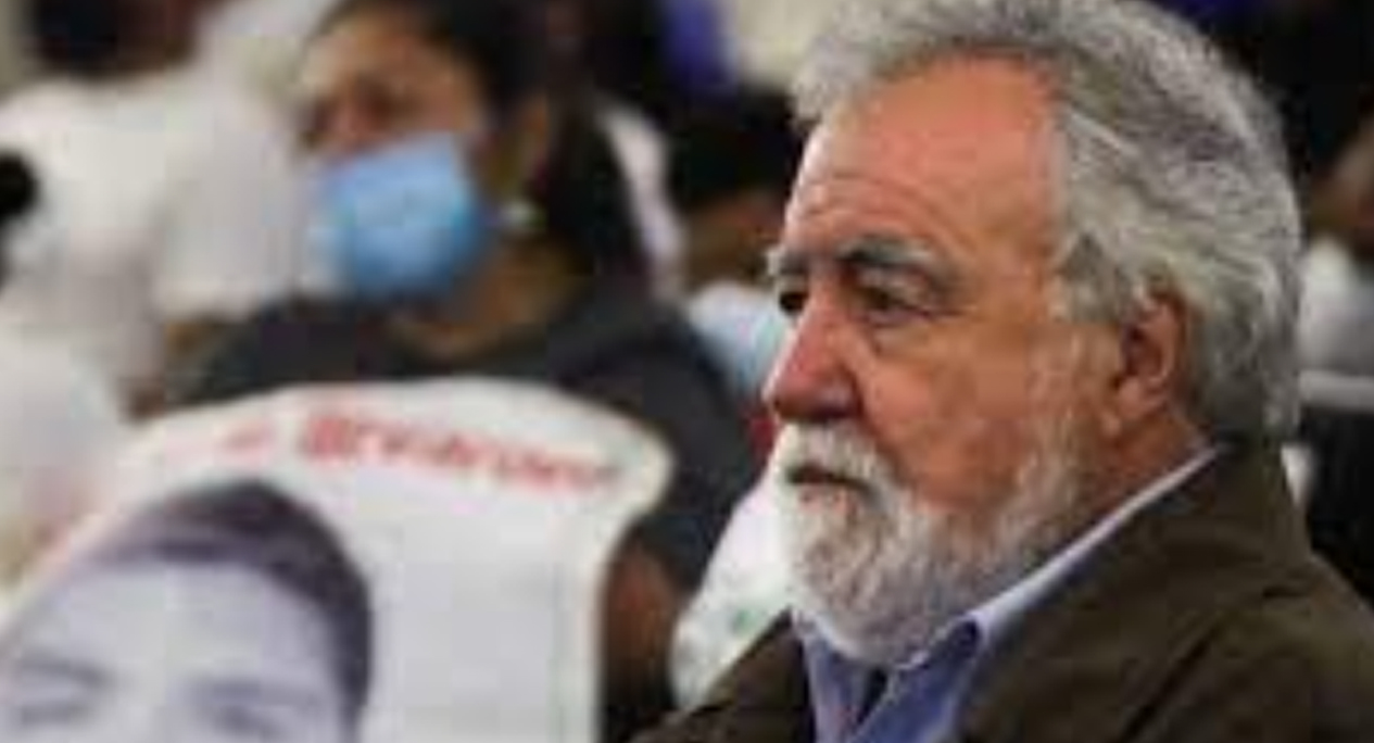 Alejandro Encinas condena filtración de informe sin testar sobre caso Ayotzinapa