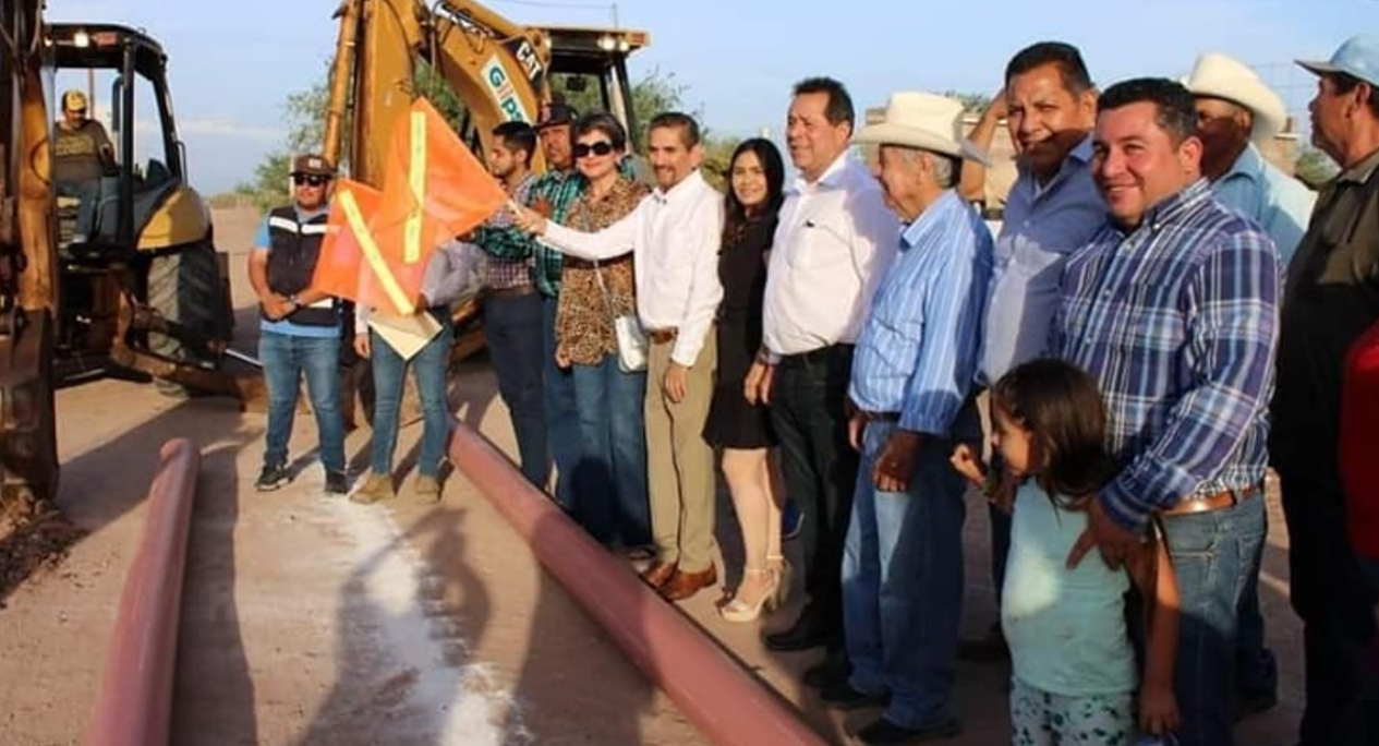 Gran avance en Obras de agua potable y alcantarillado en Huatabampo El alcalde el Profe «Chuy» Flores cumple su palabra.