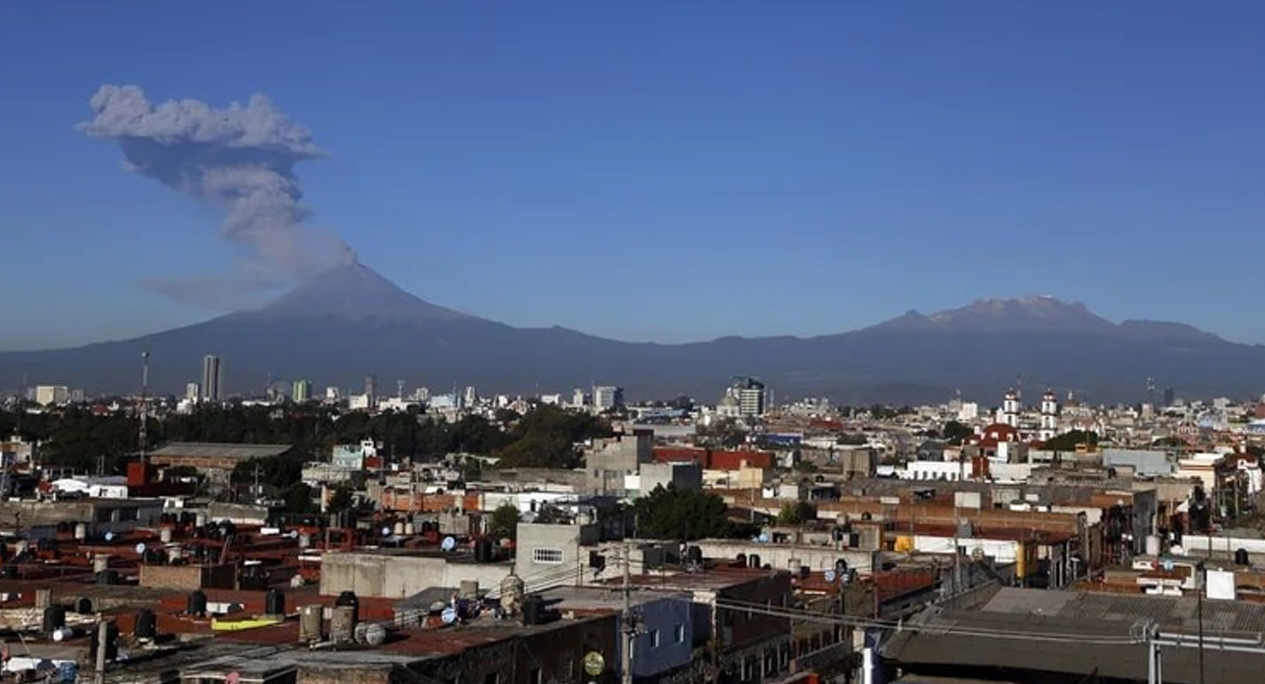 CDMX: advirtien que podría caer ceniza por actividad del volcán Popocatépetl