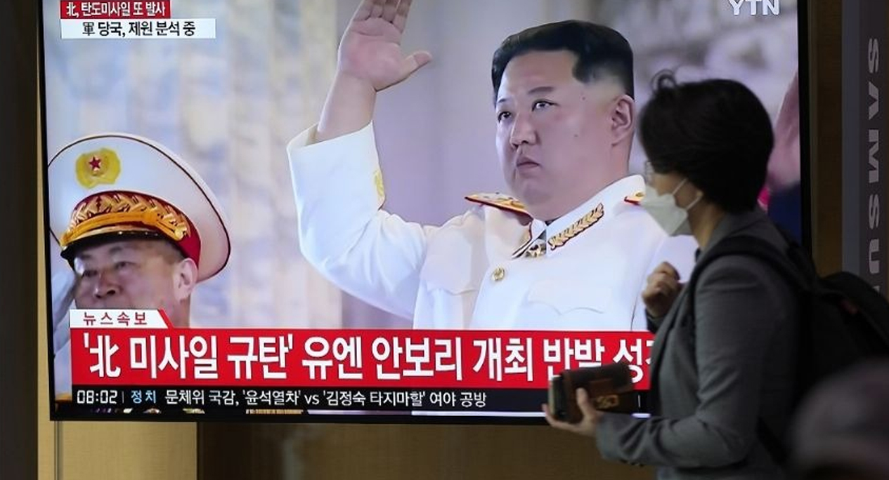 Kim Jong-Un envía 12 aviones de combate a frontera con Corea del Sur