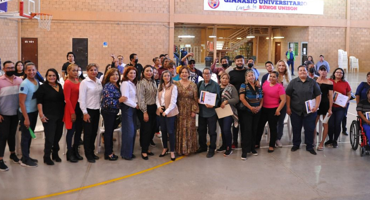 RECIBEN APOYOS DE “YO GENERO INCLUSIÓN” MIEMBROS DE COMUNIDAD LGTTBIQ+ DEL SUR