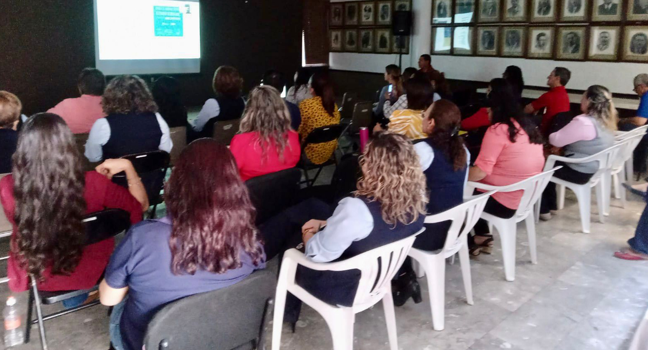 BRINDA DIRECCIÓN DE ARCHIVOS DEL ESTADO CAPACITACIÓN A EMPLEADOS MUNICIPALES