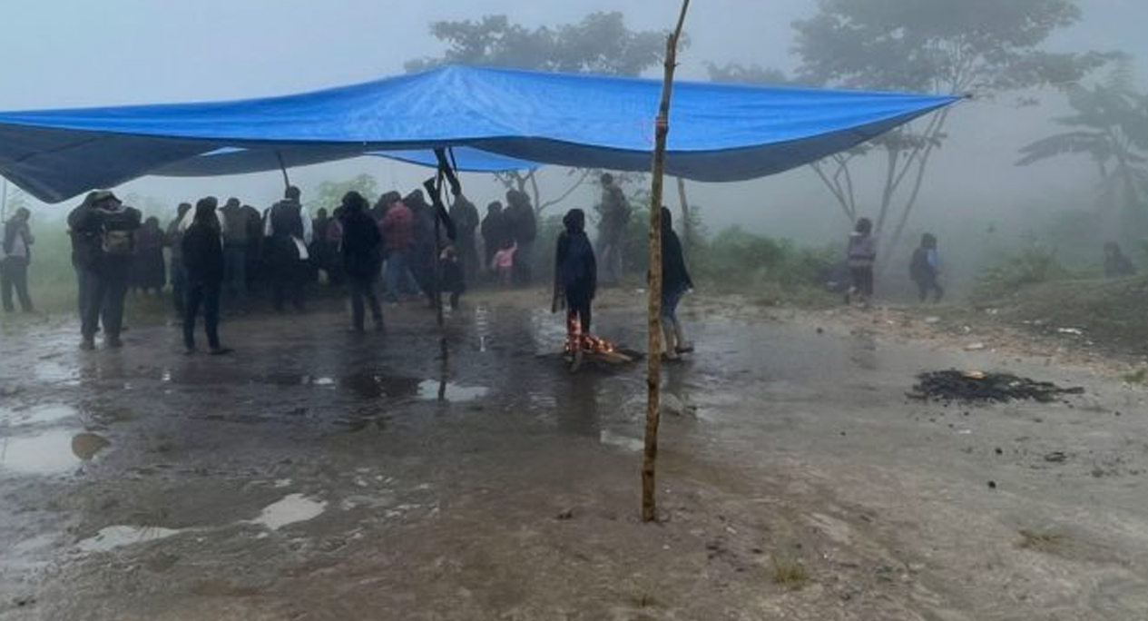 Civiles armados mantienen el control de Santa Martha, Chiapas; gobierno aborta operativo de seguridad