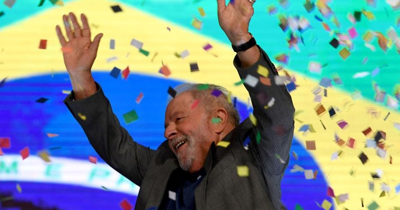 Lula da Silva derrotó a Jair Bolsonaro por una ventaja mínima y será nuevamente presidente de Brasil