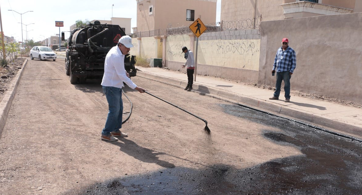 SUPERVISA ALCALDE LABORES EN OBRAS DE LA CIUDAD