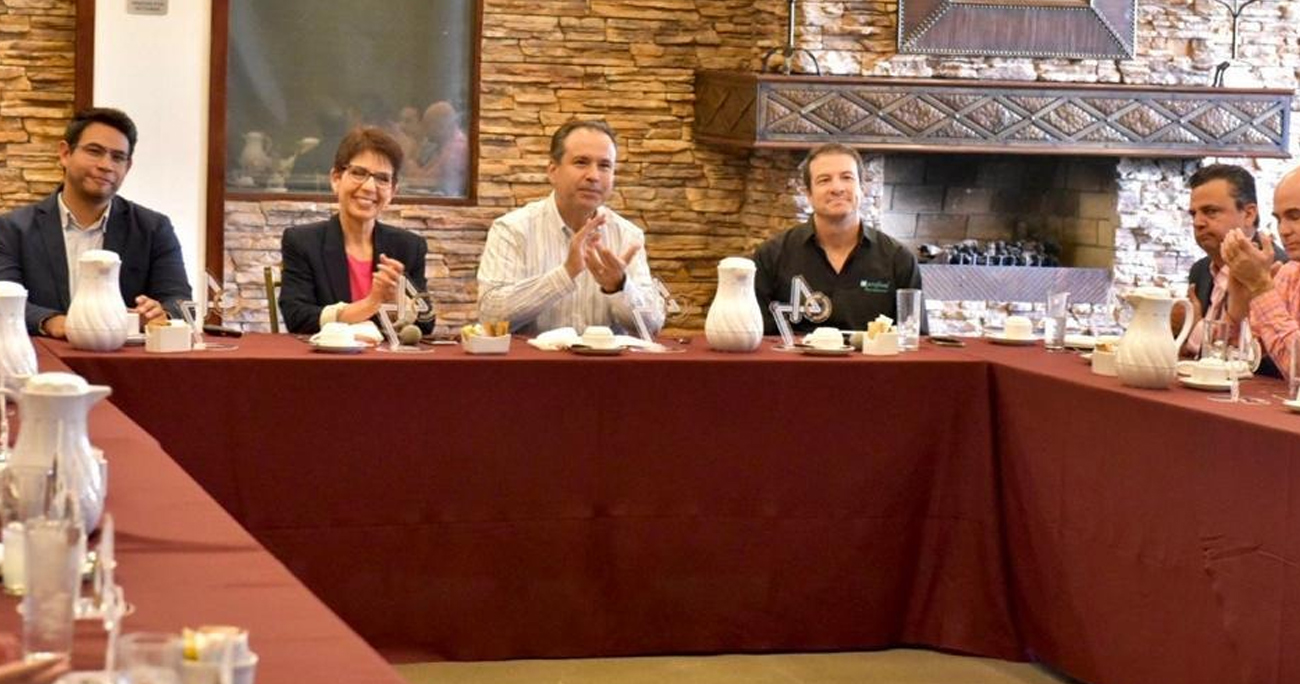 Promueve Toño Astiazarán apoyo a Mipymes