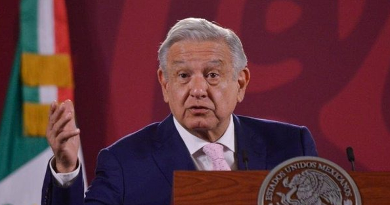Caso Ayotzinapa: AMLO respalda a Encinas tras difundir presuntos chats de narcos