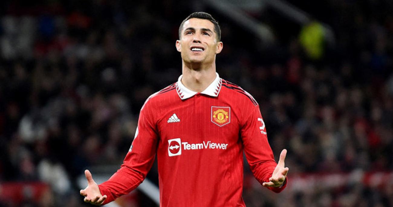 Cristiano Ronaldo deja de ser jugador del Manchester United