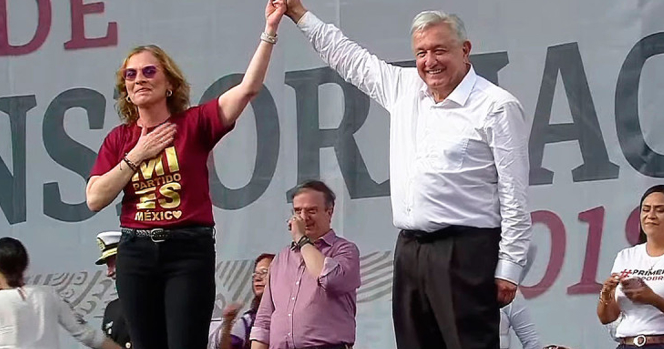 ¡No a la reelección, somos maderistas!: López Obrador responde a simpatizantes