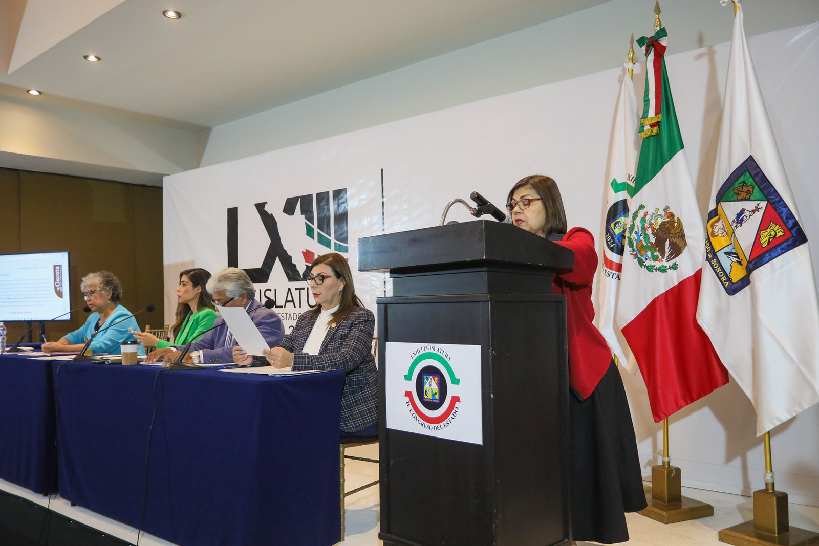 Plantean legisladoras crear figura de Parlamento Abierto Municipal de las Mujeres