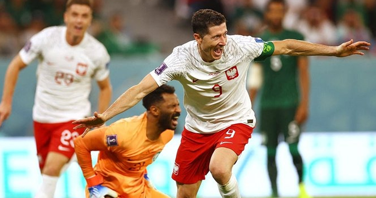Polonia vence 2-0 a Arabia Saudita; lidera grupo de Argentina y México