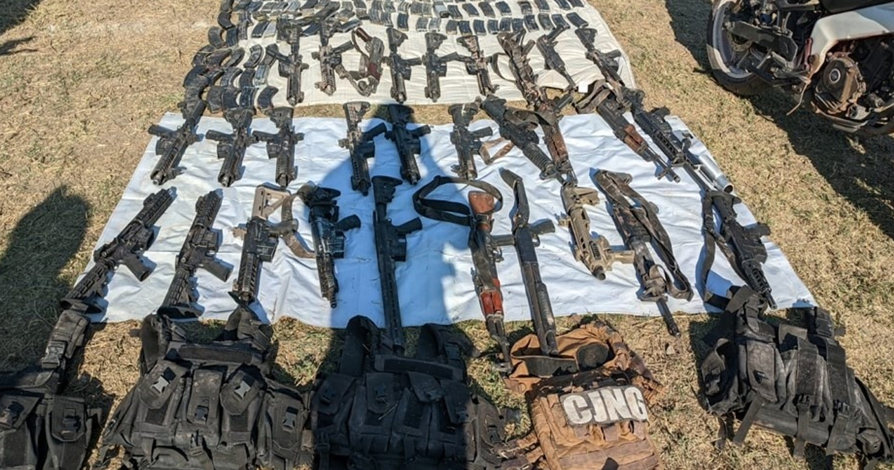 Tiroteo entre militares y grupo armado deja 20 detenidos en Jalisco