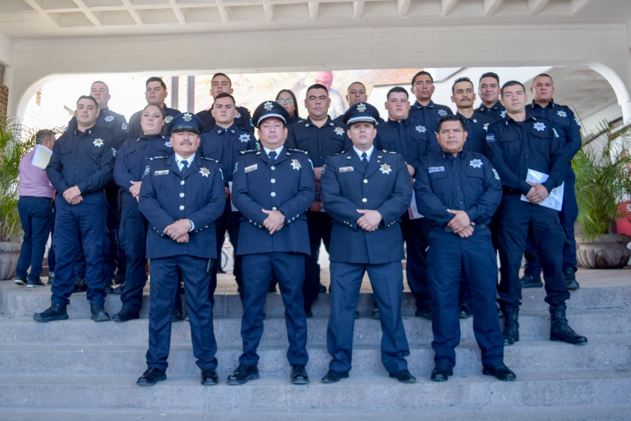 REFUERZA NAVOJOA SEGURIDAD CON 19 NUEVOS POLICÍAS MUNICIPALES