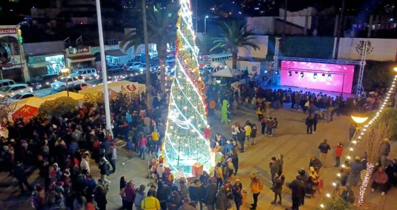Celebra Nogales Desfile Navideño