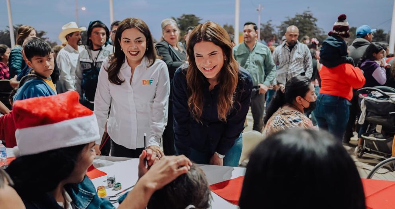 Encabeza Patricia Ruibal Zaragoza posada navideña de DIF Hermosillo en Miguel Alemán