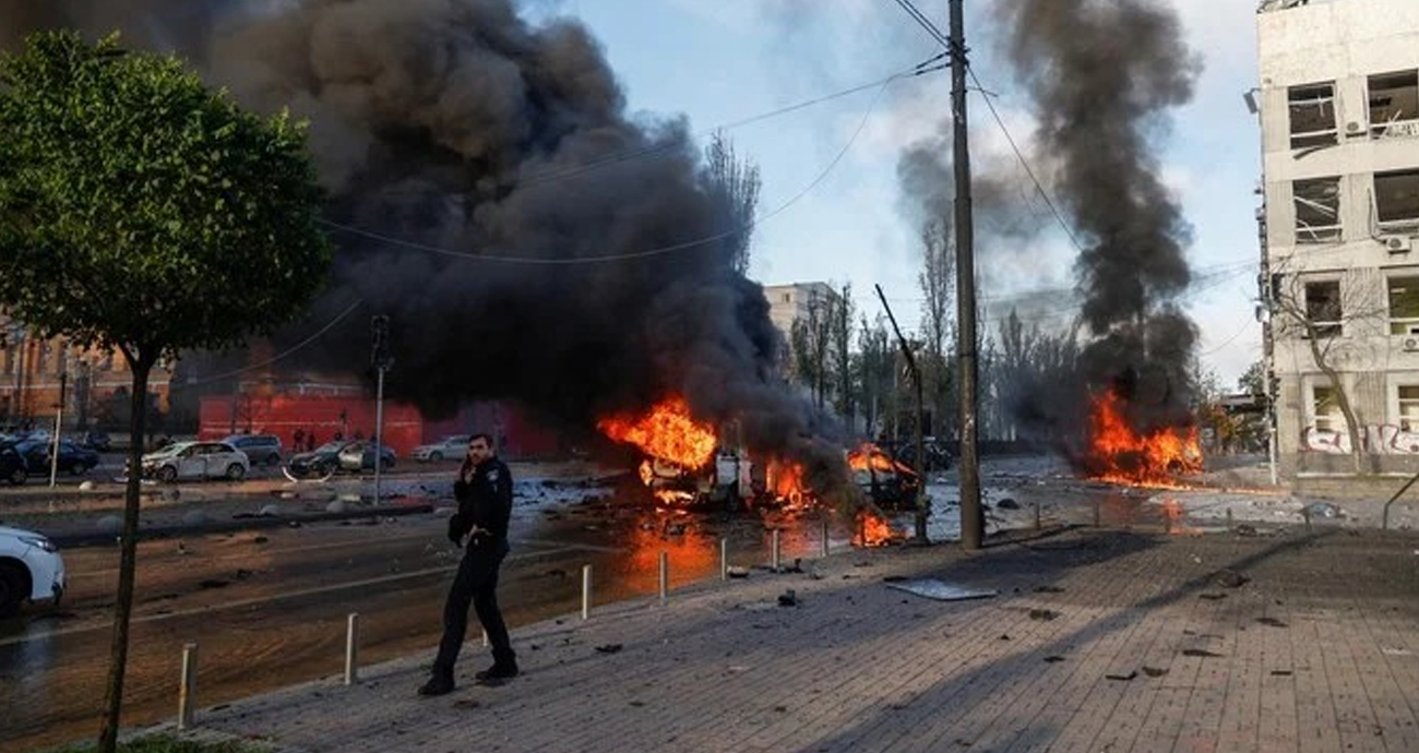 Rusia lanza nuevos bombardeos a Ucrania; reportan dos muertos