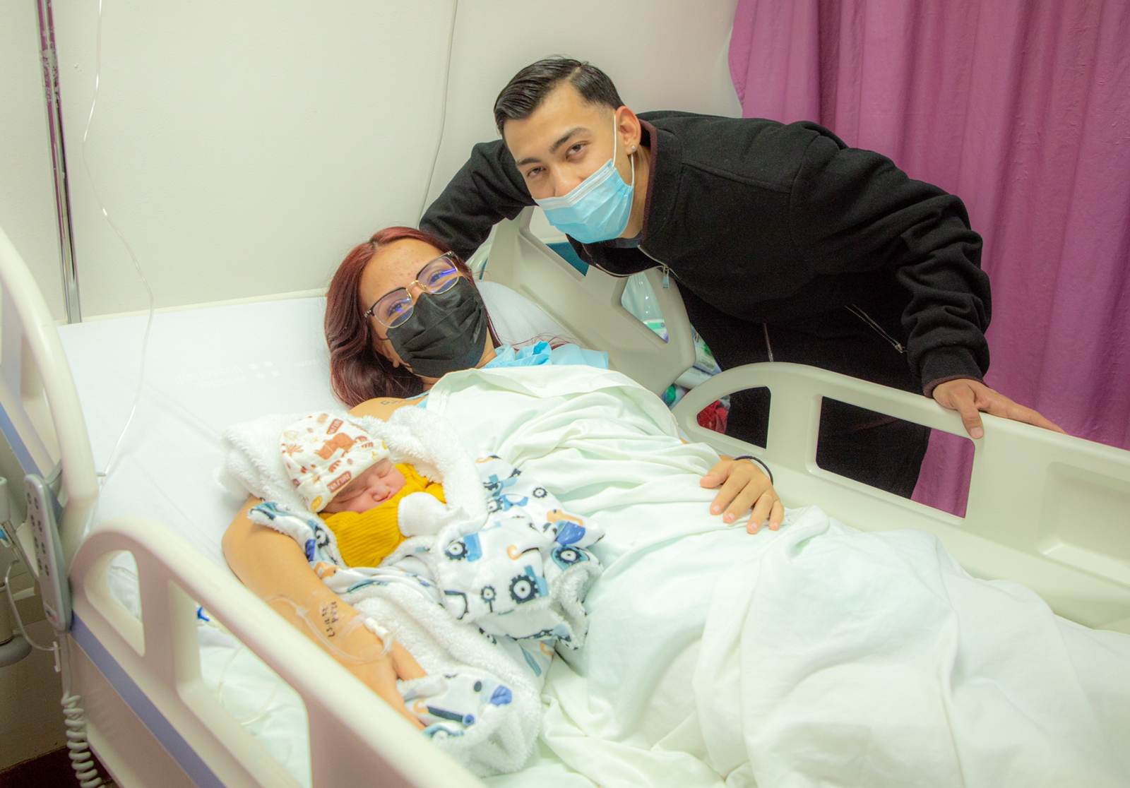 Nacen bebés Navidad en Himes