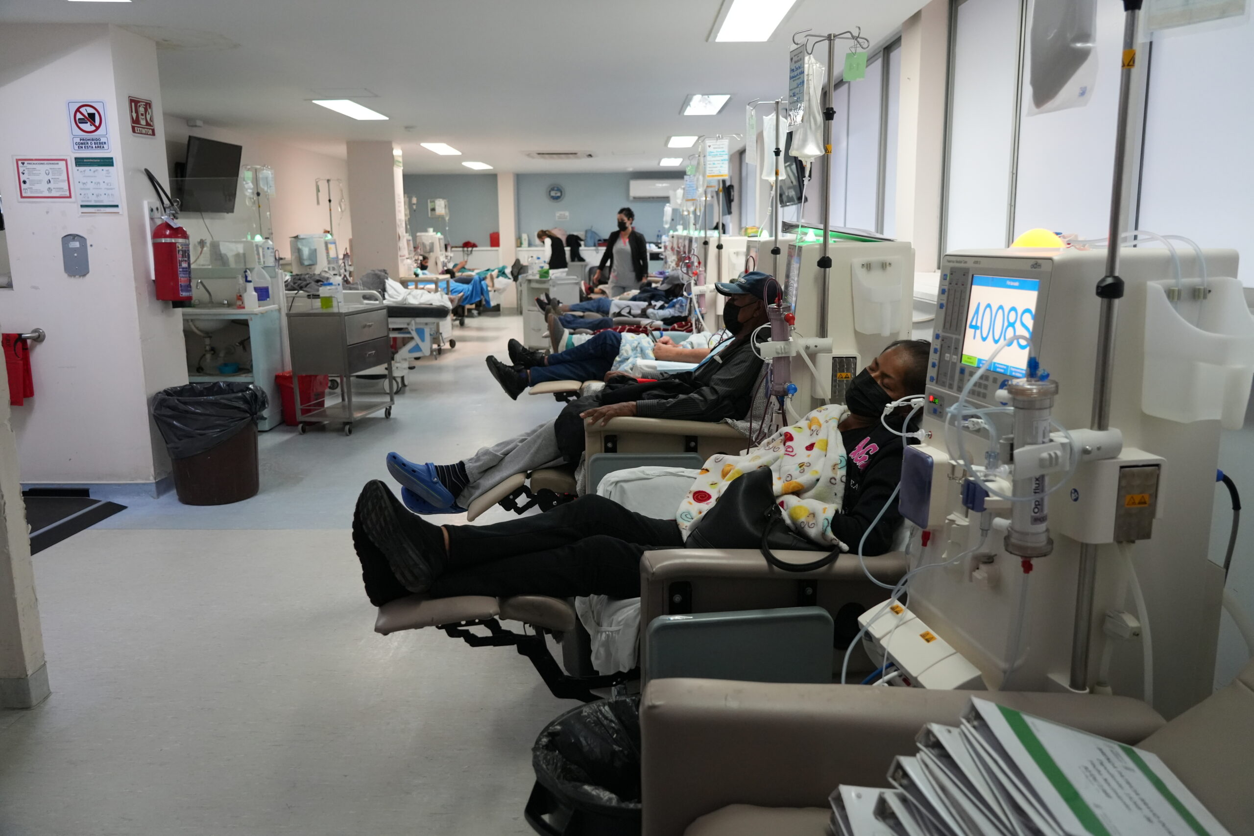 Se beneficiarán más de 41 mil pacientes con estaciones de hemodiálisis: Salud Sonora