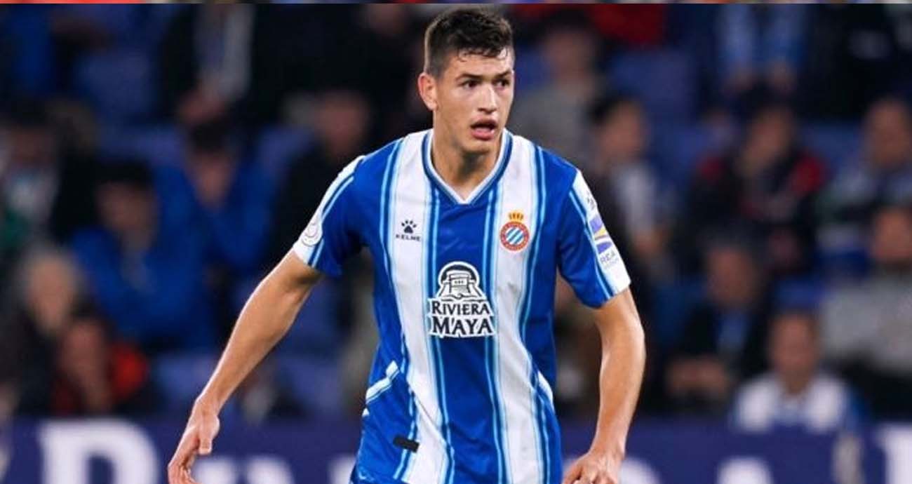 ​César Montes destaca en su debut con el Espanyol de Barcelona en la victoria ante el Celta de Vigo en la Copa del Rey