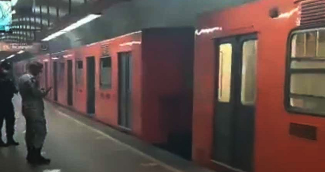 Vagones del Metro se separan al llegar a la estación Polanco de la Línea 7 causa pánico