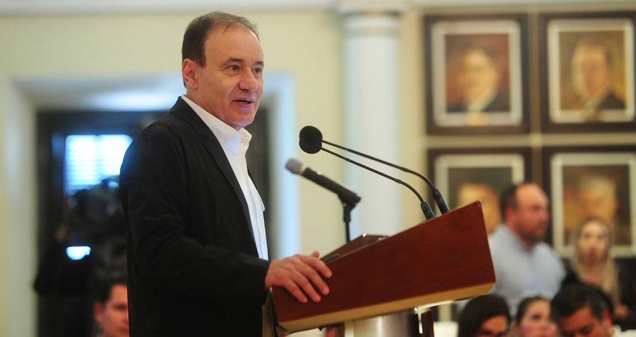 Presenta gobernador Alfonso Durazo plan de transporte para 2023