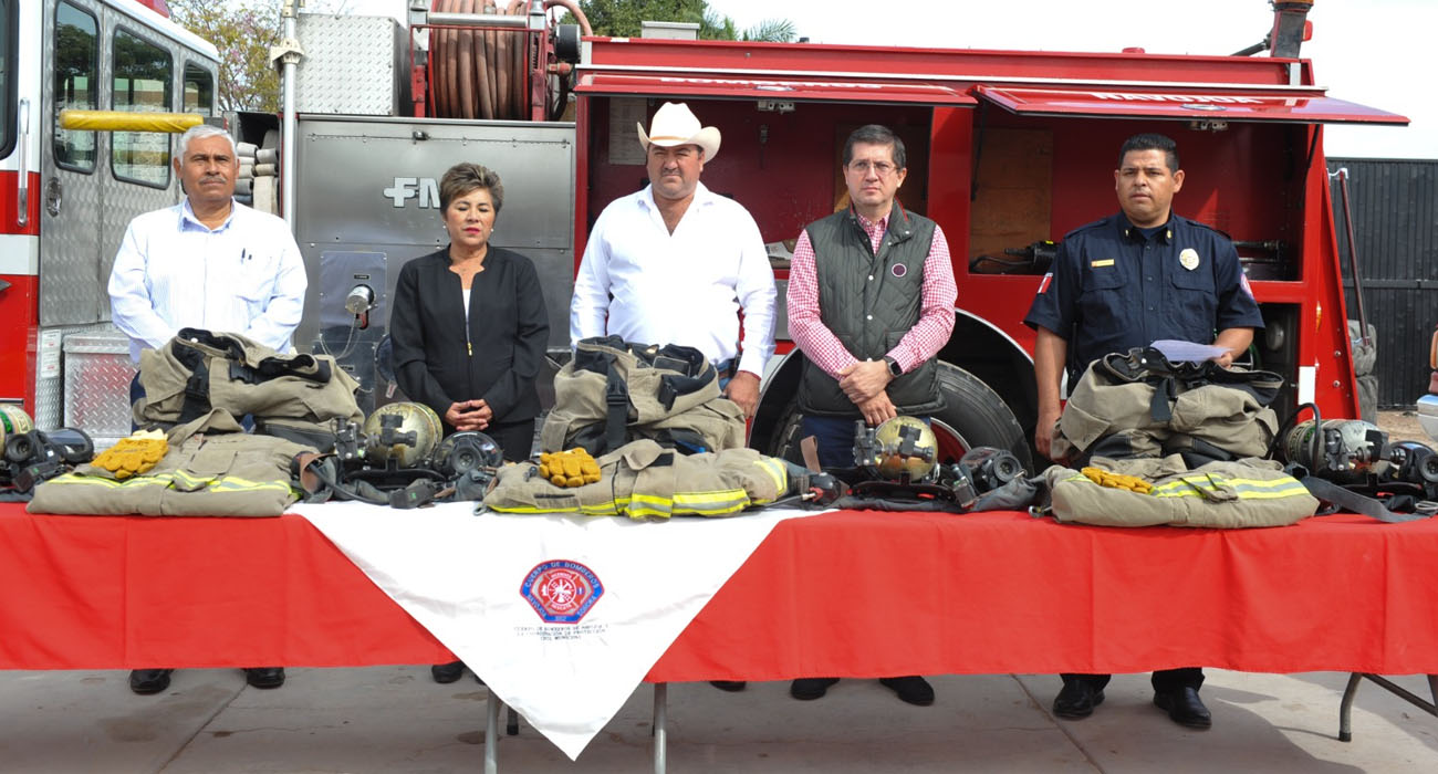 Fortalece equipo bomberos de Navojoa