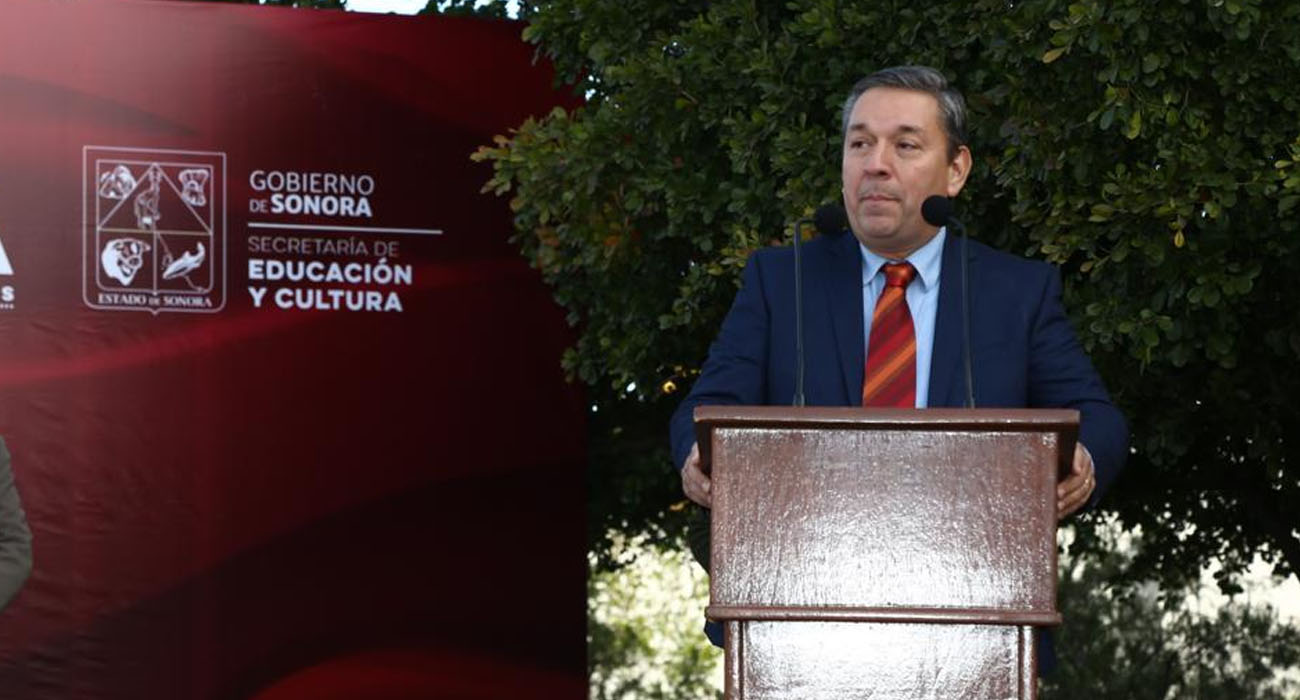 Encabezan autoridades del Gobierno de Sonora ceremonia del Día de la Bandera.