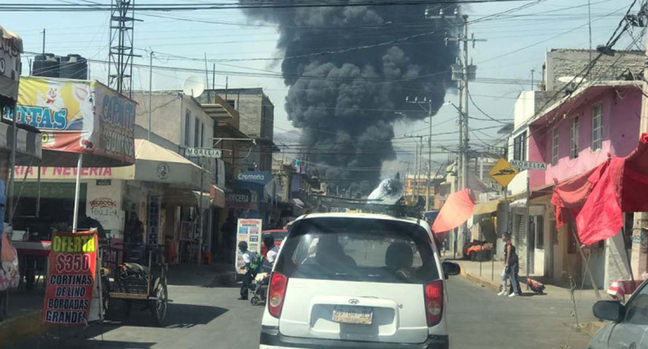 Incendio en Xalostoc; gran columna de humo alerta a los habitantes