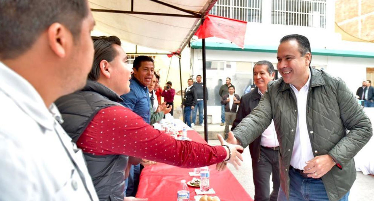 Participa Toño Astiazarán en inauguración de la Casa del Estudiante Sonorense