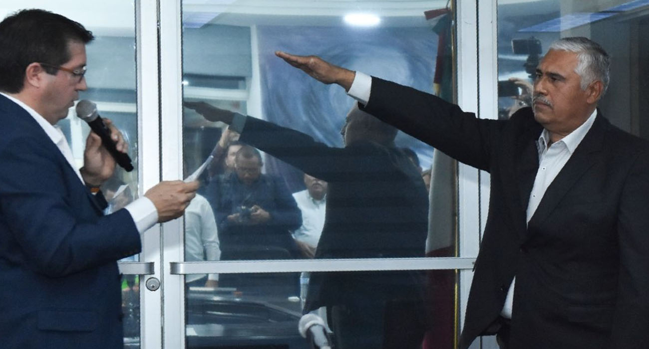 Miguel Lagarda Flores asume secretaría del ayuntamiento