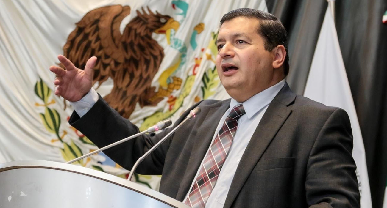 Propone diputado Jacobo Mendoza reconocer al heroico colegio militar con la inscripción de letras doradas en el Congreso del Estado.