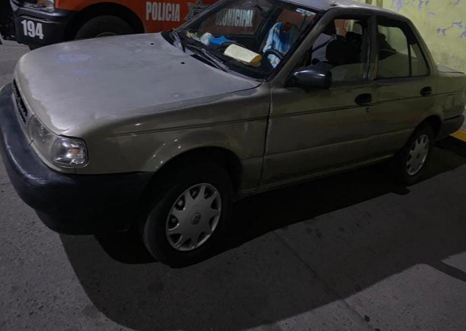 APREHENDE LA POLICÍA MUNICIPAL A SUJETO POR POSESIÓN DE VEHÍCULO CON REPORTE DE ROBO