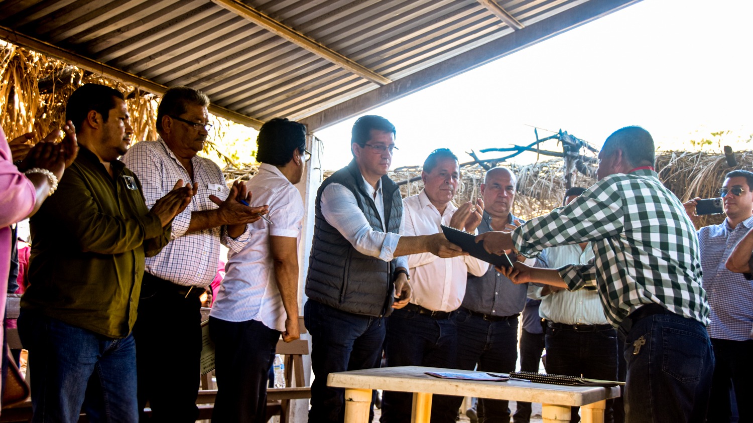 REITERA JORGE ELÍAS  APOYO A LA ETNIA MAYO