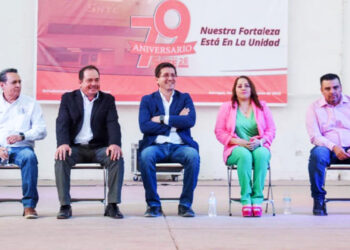 Celebra Jorge Elías con maestros el 79 aniversario Del SNTE