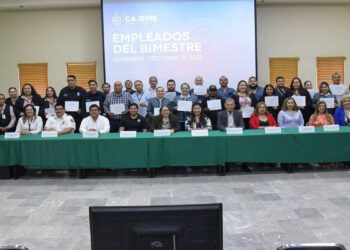 Reconocen por su desempeño a empleados del año