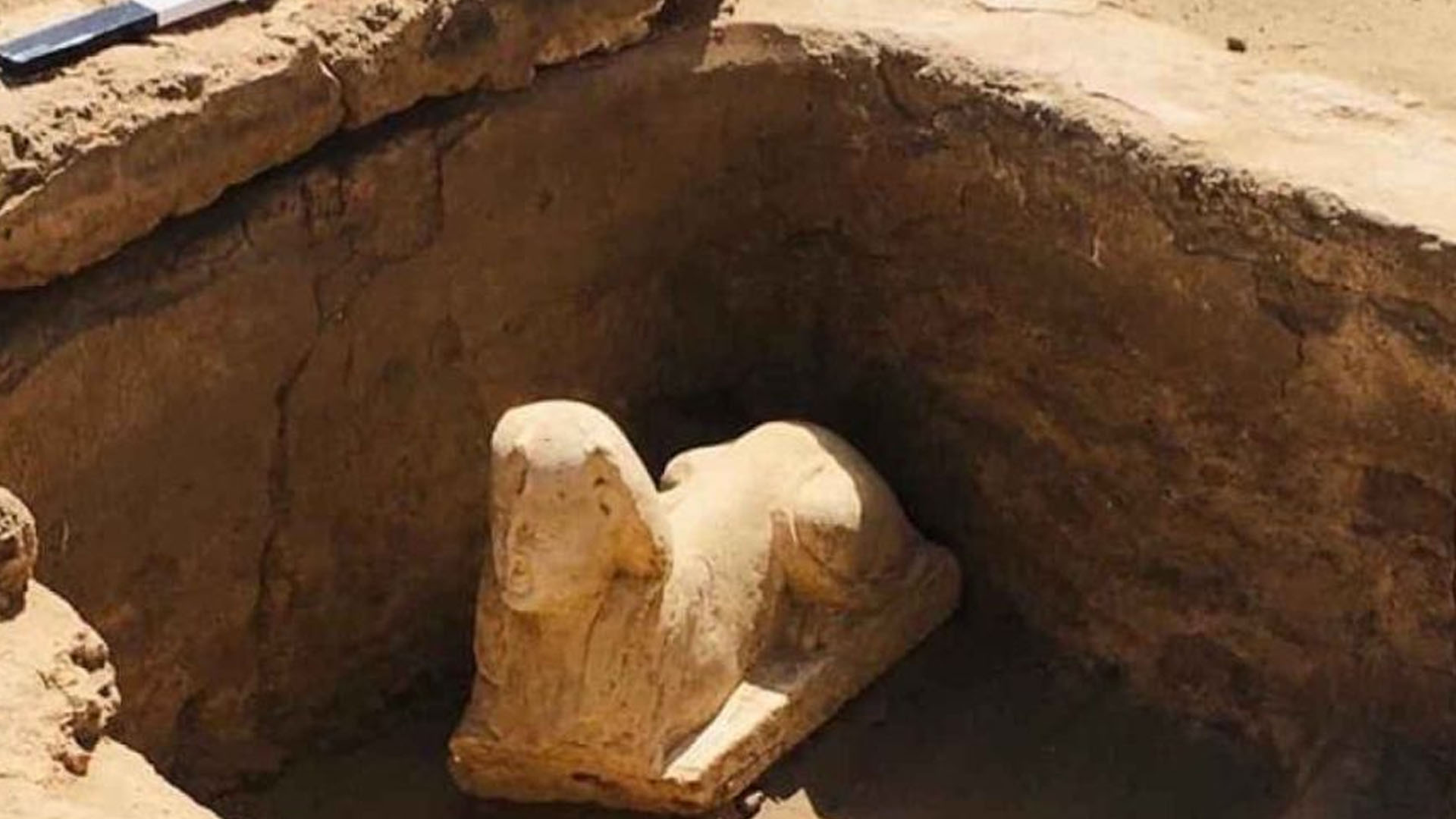 Descubren en Egipto esfinge que podría representar emperador romano