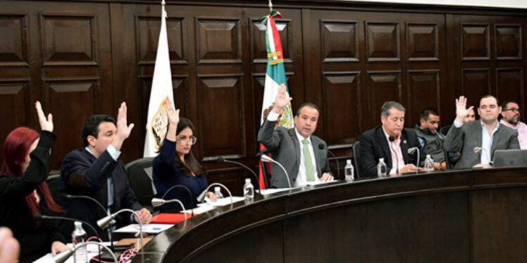 Aprueba Cabildo convenio para extender apoyo a personas jubiladas y pensionadas