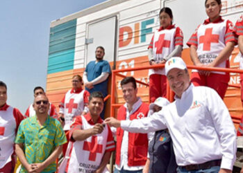 Listas dos Clínicas Móviles de DIF Hermosillo para brindar atención gratuita en Bahía de Kino