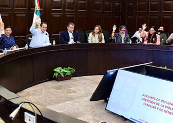 Avala Toño Astiazarán acciones a favor de la mujeres por instancias municipales