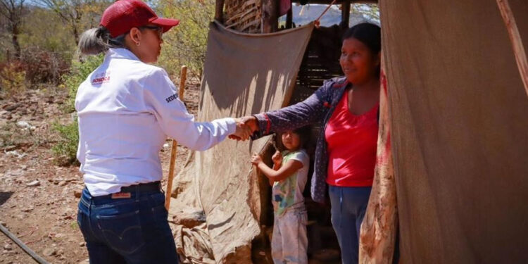 Gobierno de Sonora supervisa obras de infraestructura en comunidades guarijías